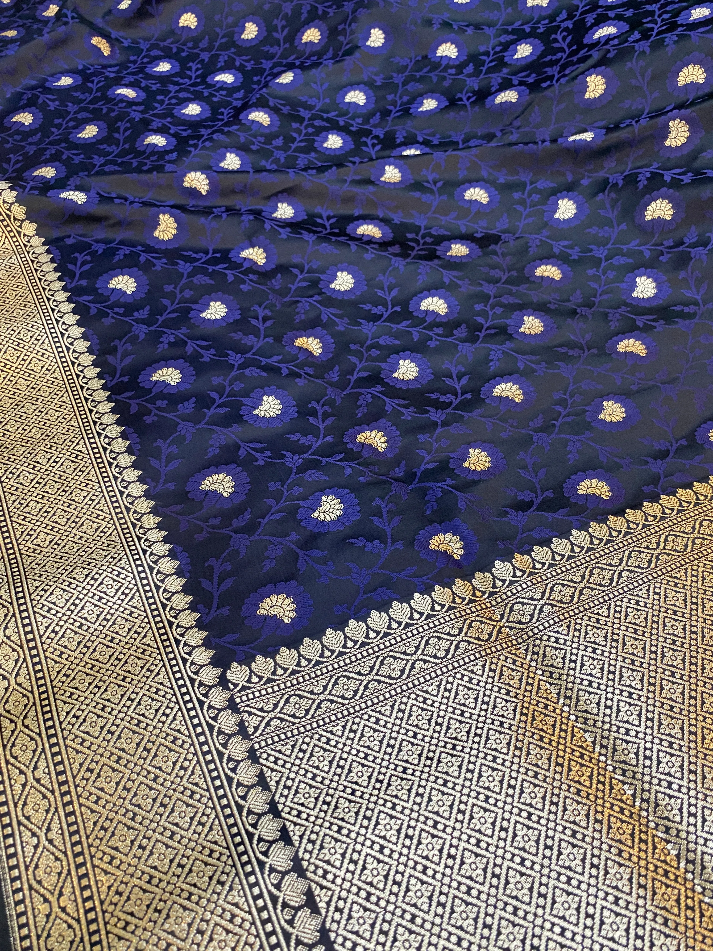 Navy Blue Pure Katan Silk Banarasi Saree: Jaal Work Tanchui Weave Elegance